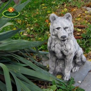 Farkas kutya szobor